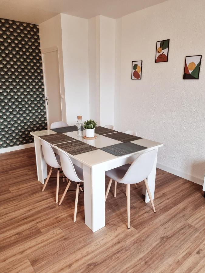 Bel Appartement Centre Ville 3 Chambres Saint-Florent  Exterior foto