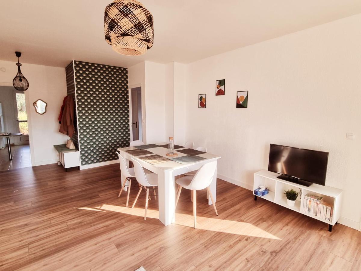 Bel Appartement Centre Ville 3 Chambres Saint-Florent  Exterior foto